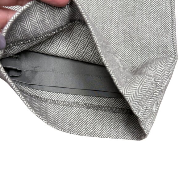 EUC Women's L.L. BEAN Herringbone Lined Straight Leg Trouser | Size 10 Reg. - Picture 4 of 10